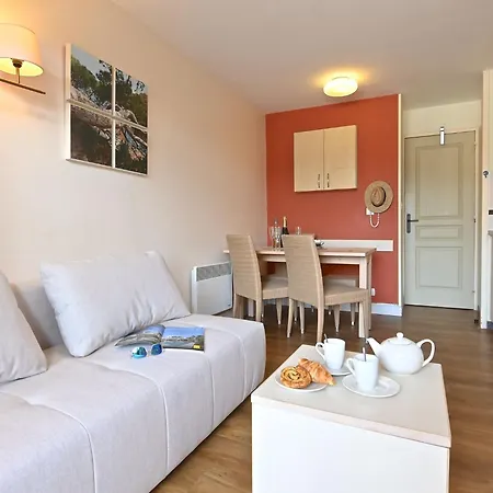 Village Cap Esterel - Le Village-23 By Interhome